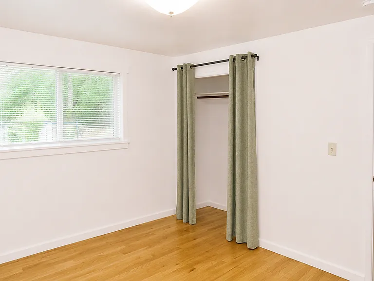 5814 Renton Ave S — Photo 17