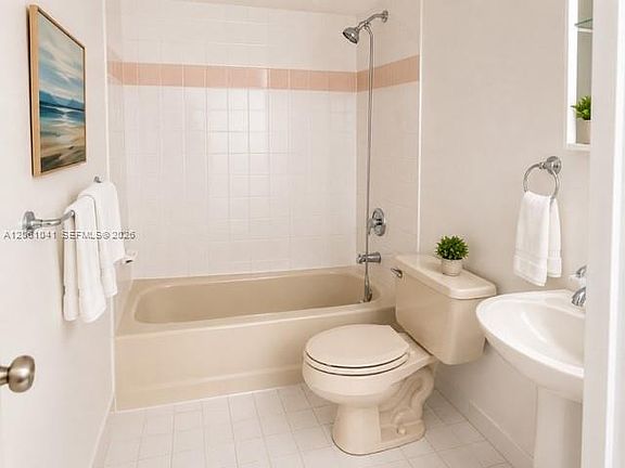 2nd image of 9678 Fontainebleau Blvd APT 311