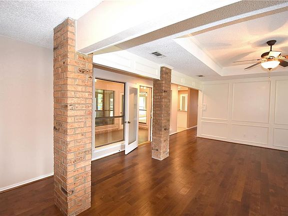3rd image of 622 Park Ln