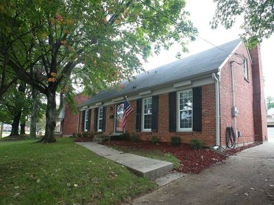 4317 Hunsinger Ln, Louisville, KY, 40220