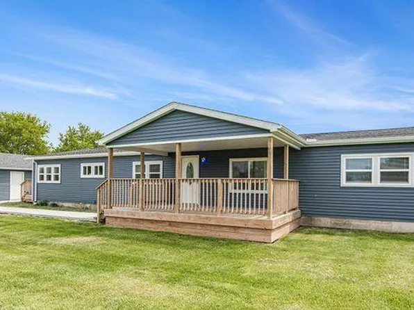 1038 Nichols Rd, Flushing, MI 48433