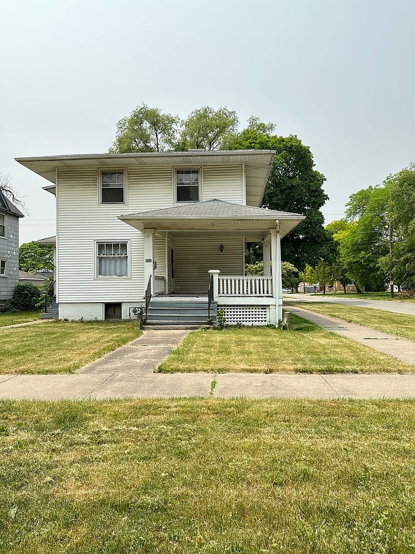 1500 S 7th Ave, Maywood, IL 60153 | Zillow