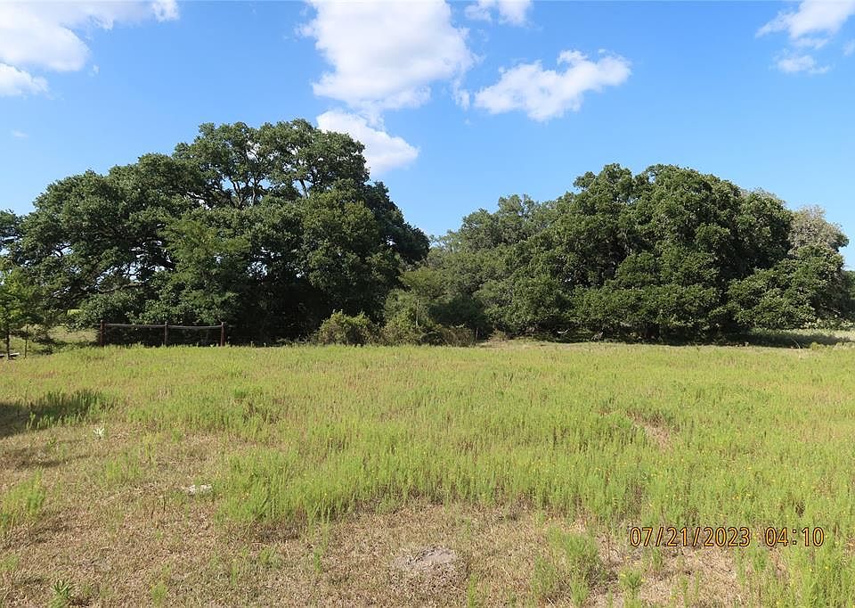 2748 Interstate Highway 10, Weimar, TX 78962 MLS 37136673 Zillow