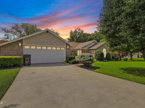 260 Lexington Pl, Sevierville, TN 37862