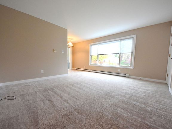 5th image of 300 N 42nd St APT 2
