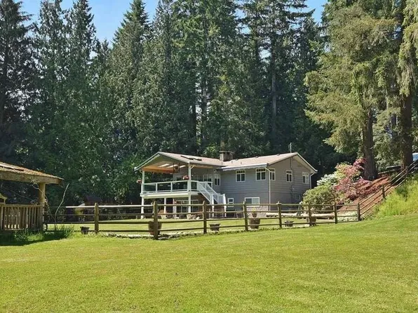 3870 216th St, Langley, BC V3A 8P2