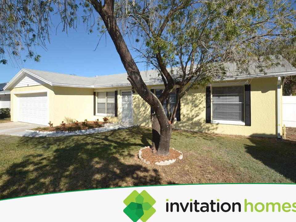 1st image of 121 Hildalgo Ave