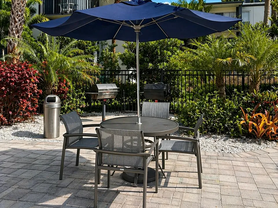 WestShore Apartments
