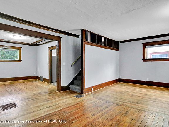 4th image of 1424 Massachusetts Ave