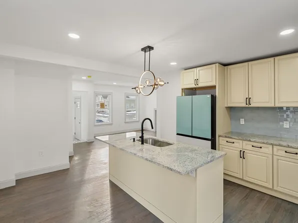 25 Chase St, Beverly, MA 01915
