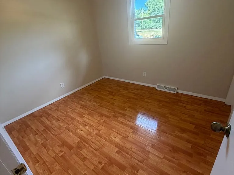 4427 Box Elder Ln — Photo 5
