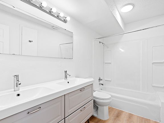 Unit 2 Bathroom