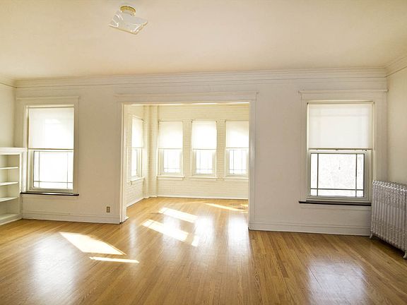 Dining/Living room