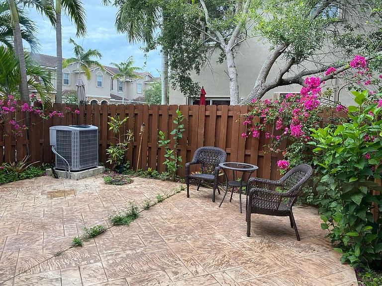 8886 SW 225th St #8886 — Photo 5