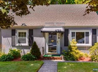 378 S Prospect Ave, Bergenfield, NJ 07621