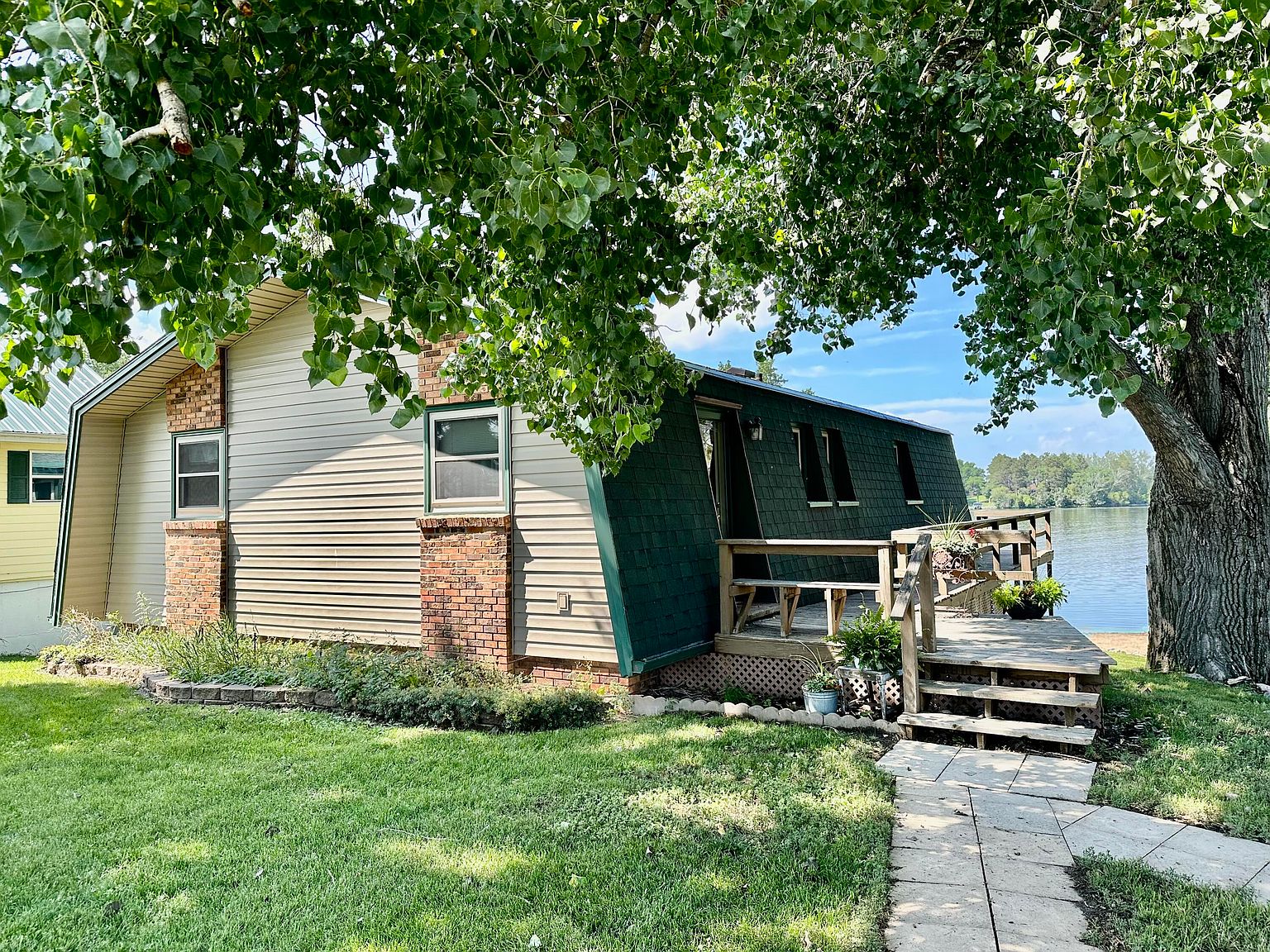 379864 S Shore Dr, Aberdeen, SD 57401 Zillow