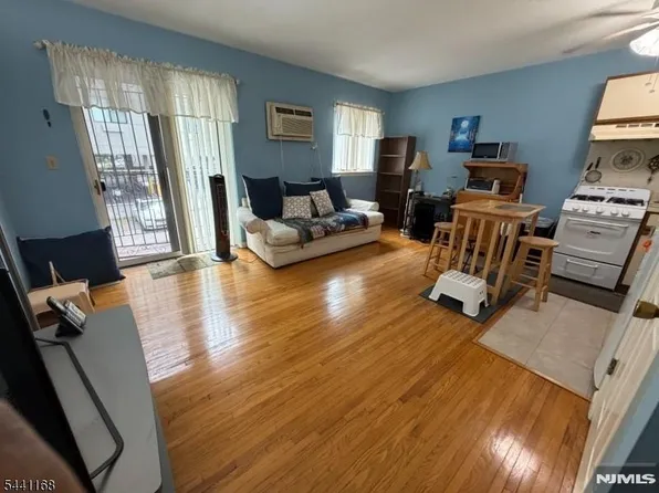359 Marshall St #353, Paterson, NJ 07503