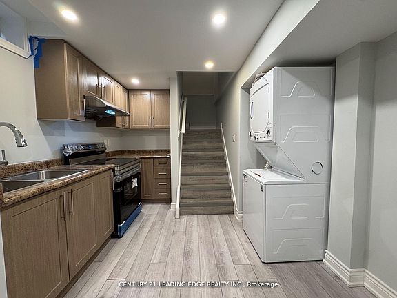 3rd image of 31 Good Rd #Basement
