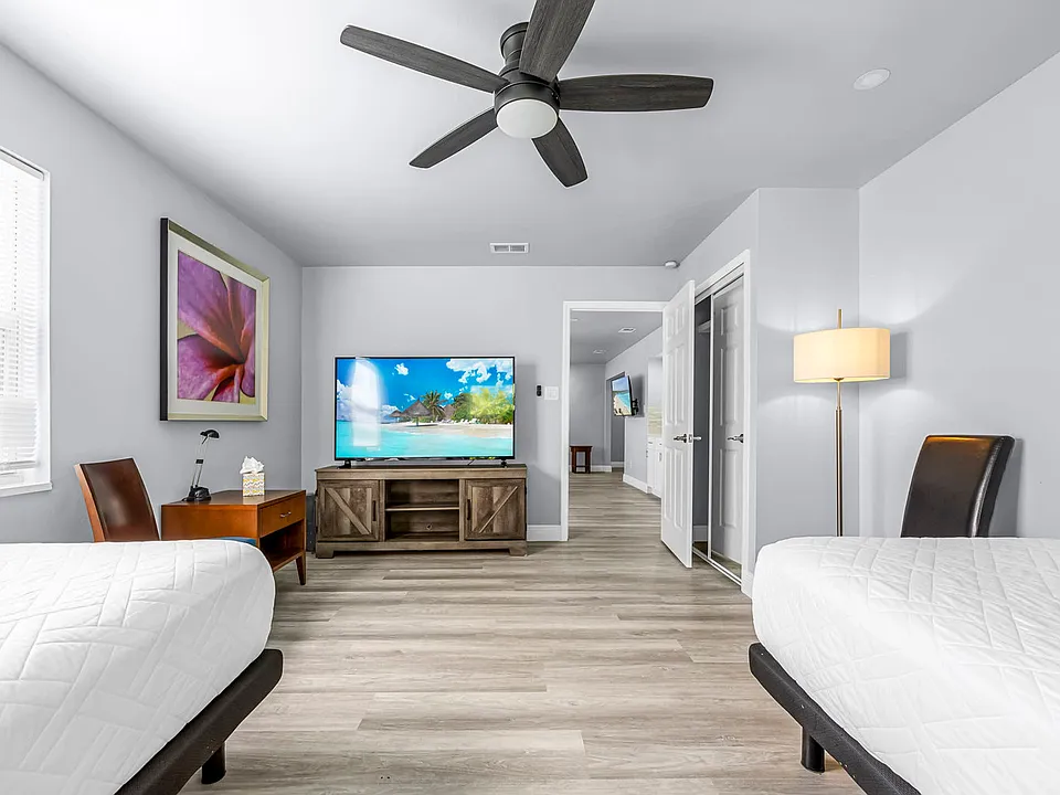 6403 South Hwy #A1A-ID1044471P