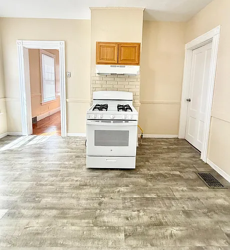 41 Hotchkiss St #1 Photo 1