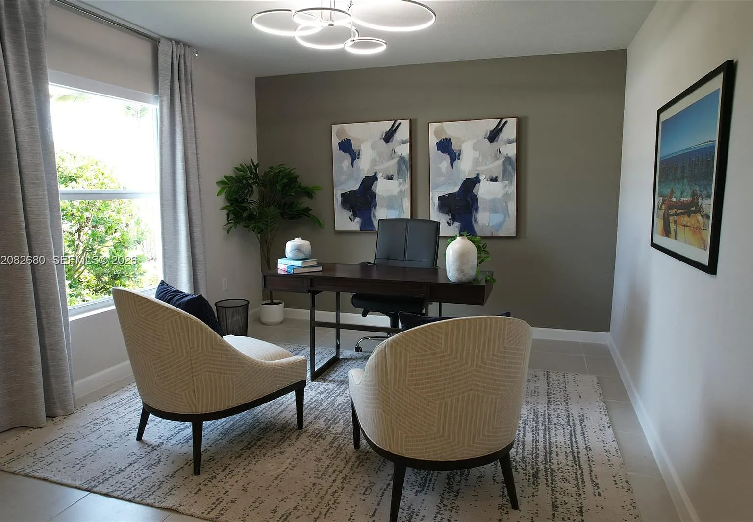 4 bed, 3.0 bath, 2382 sqft, $4,600 — Photo 2