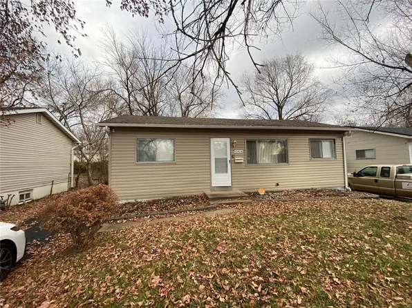 10404 Earl Dr, Saint Louis, MO 63136