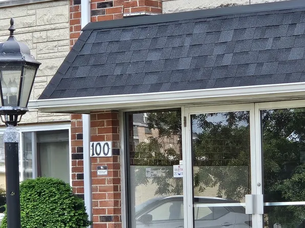100 W Park Circle Dr APT 2I, Wheaton, IL 60187