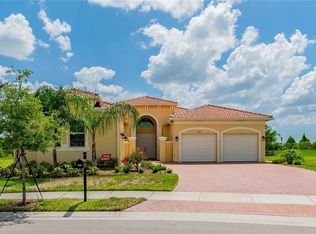 16307 Garnet Glen Pl, Wimauma, FL 33598