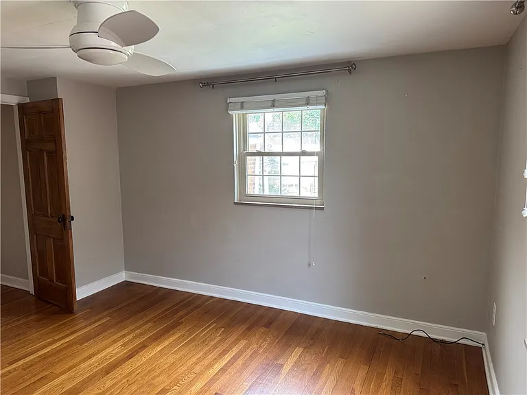 633 Crystal Dr — Photo 27