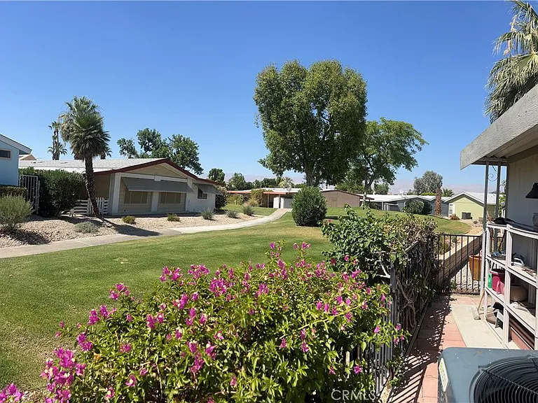 47741 Del Norte Ct — Photo 4
