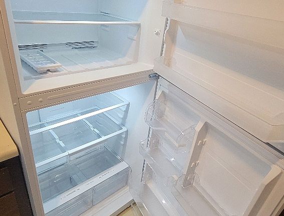 2nd image of 935 11th Ave S APT 8