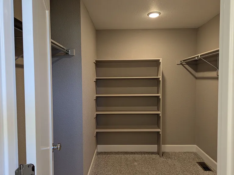 1854 Peak Prairie Ln — Photo 12