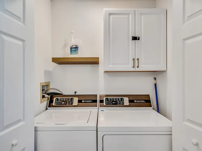 6250 Holmes Blvd #72 — Photo 37