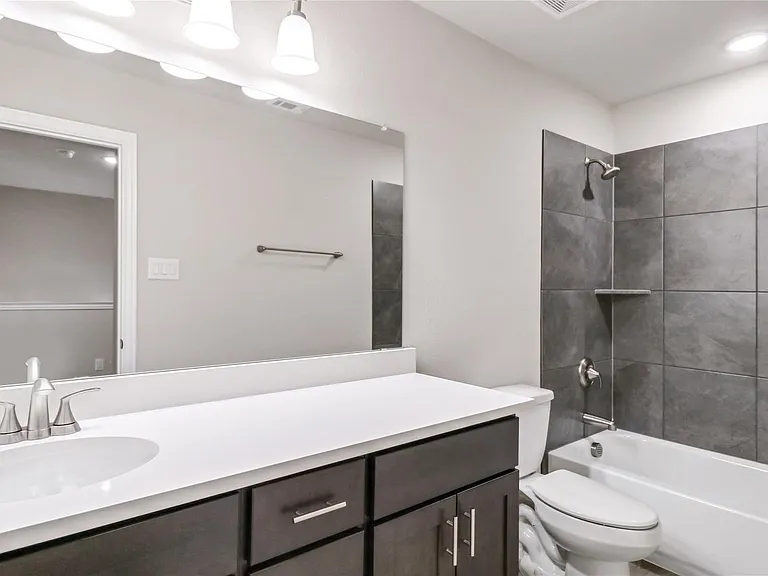 6717 Glimfeather Dr — Photo 19