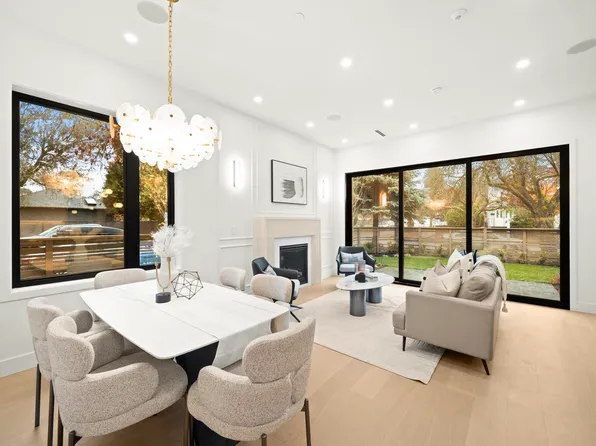 1095 E 14th Ave, Vancouver, BC V5T 2P1