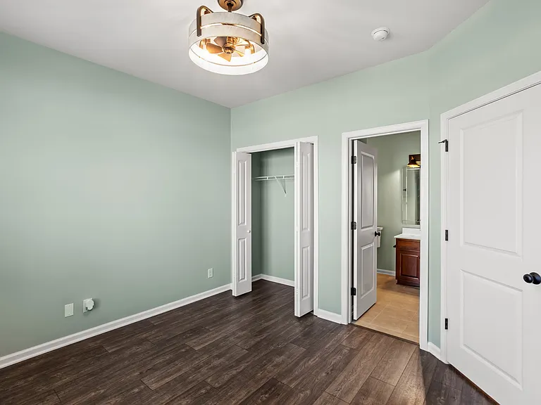 257 Castle Dr — Photo 9