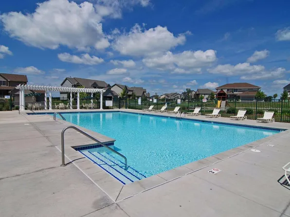 18934 63rd Pl N, Maple Grove, MN 55311