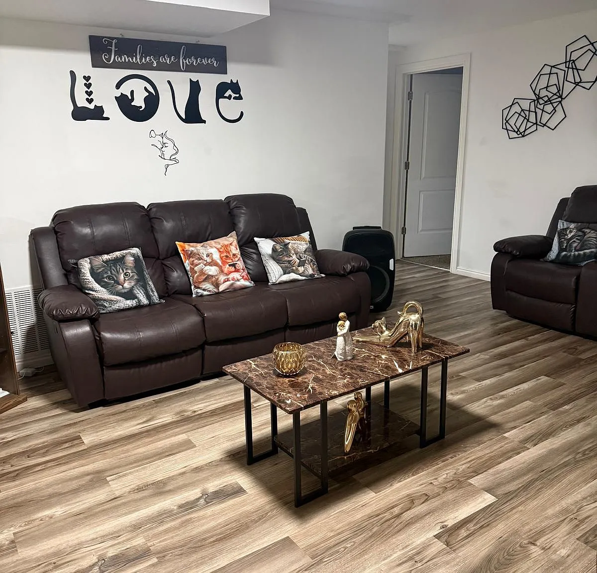 3 bed, $2,250 — Photo 4