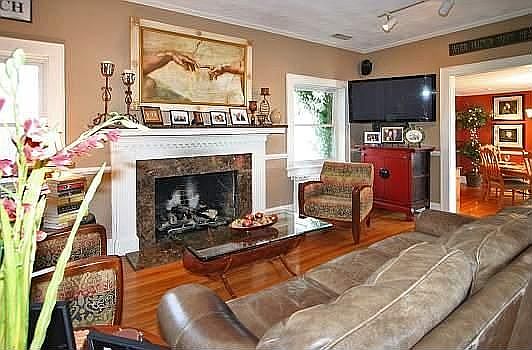 5th image of 1320 Carolyn Dr