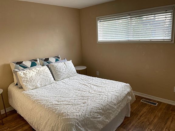 5th image of 1415 N Fife St #2