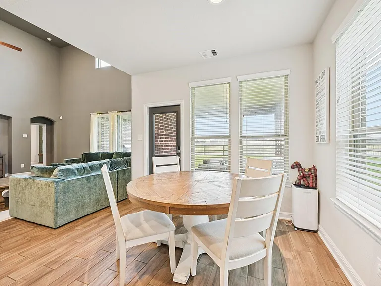 2406 Harborwood Ct — Photo 14