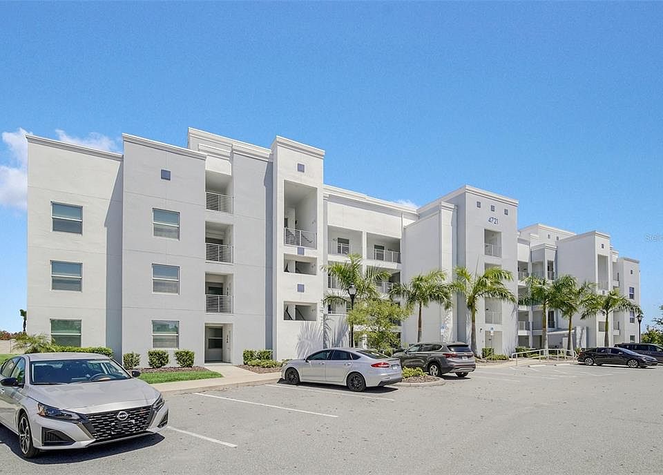 1st image of 4721 Clock Tower Dr #304