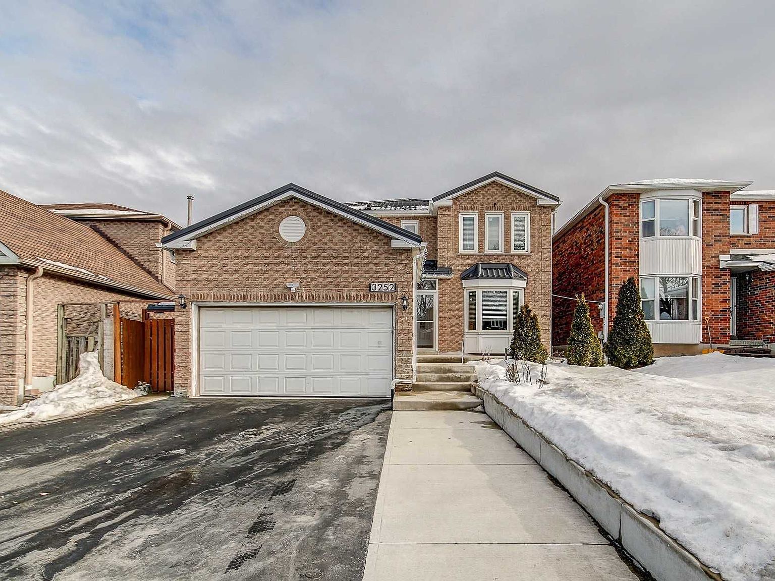 3252 Bethune Rd, Mississauga, ON L5L 4P9 Zillow