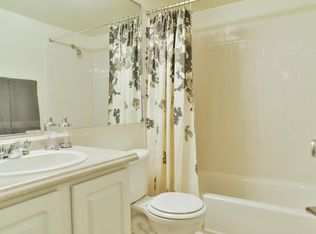 1332 Taney Ave APT 301, Frederick, MD 21702