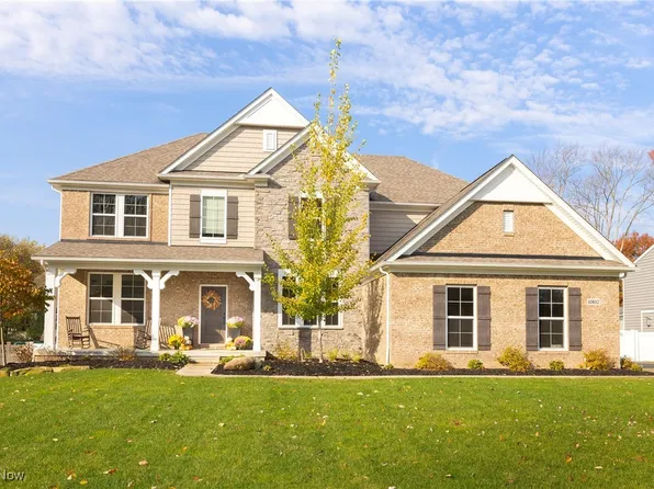 10852 Angelina Dr, North Royalton, OH 44133