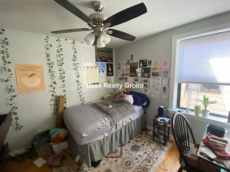 7006 N Paulina St #3 — Photo 6