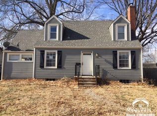 1208 S Hickory St, Ottawa, KS 66067