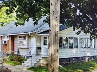 313 S State St, Aurora, IL 60505