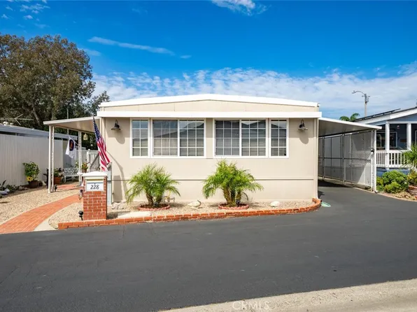 16222 Monterey Ln Space 228, Huntington Beach, CA 92649