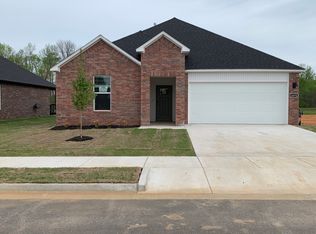 4474 Florentina Ave, Springdale, AR 72764